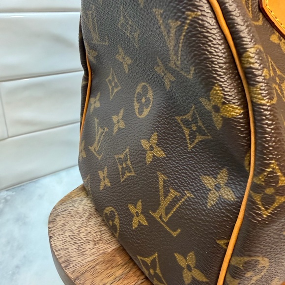 Louis Vuitton Monogram Speedy 25 Handbag - Picture 4 of 11